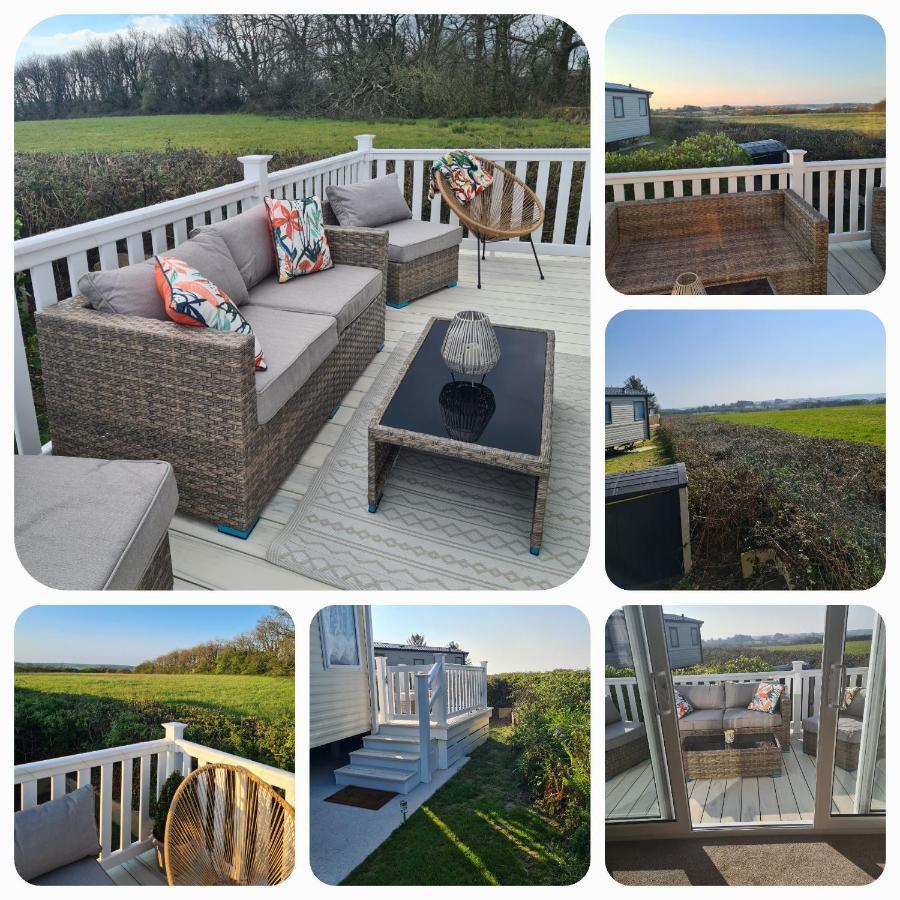 Beautiful 2 Bedroom Caravan, Holiday Park Tenby Saint Florence Экстерьер фото